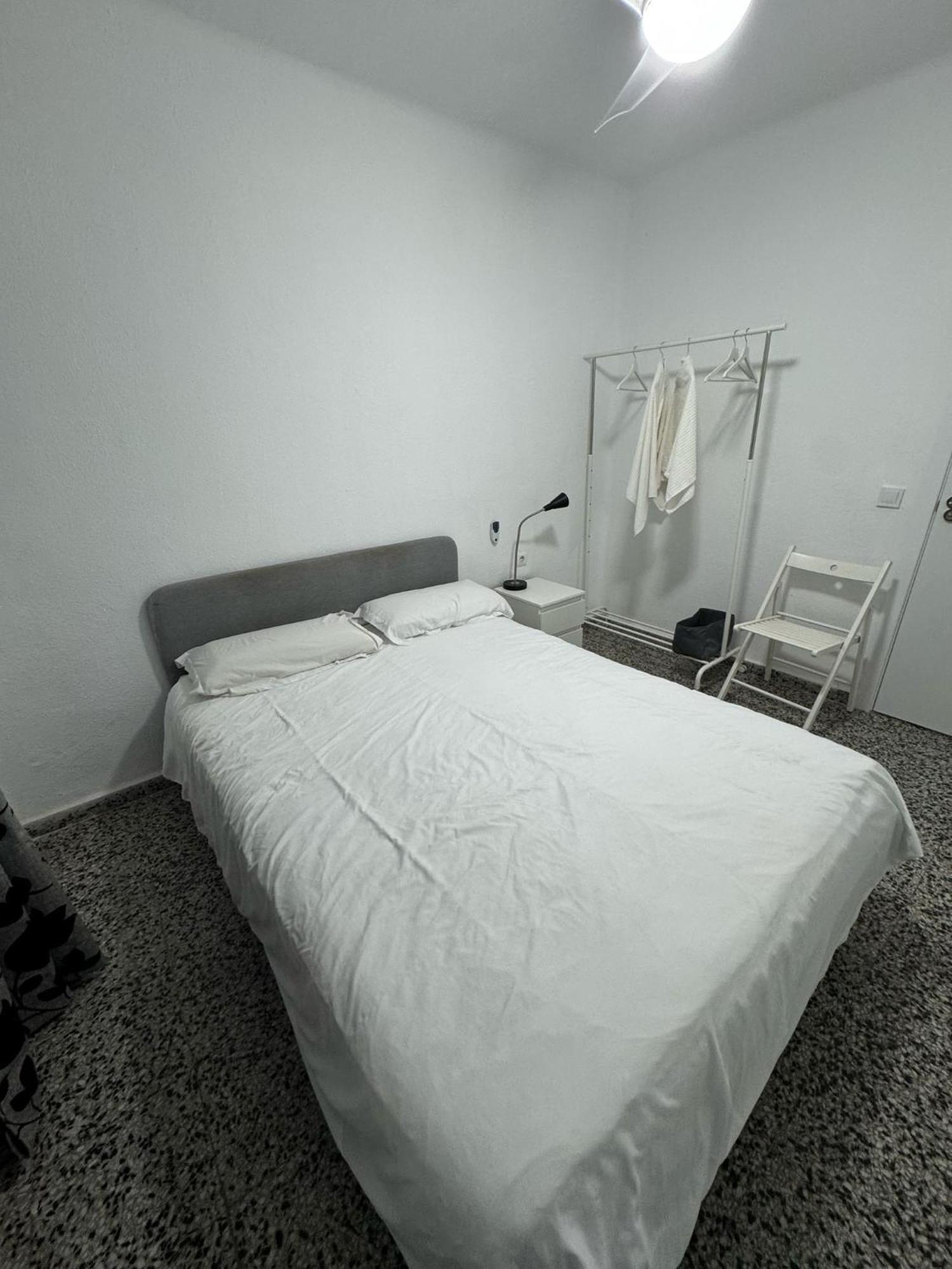 Apartamento De Habitaciones Privadas En El Centro De Málaga Exterior foto